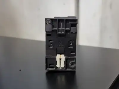 USED SIEMENS 3TF3010-0AK6