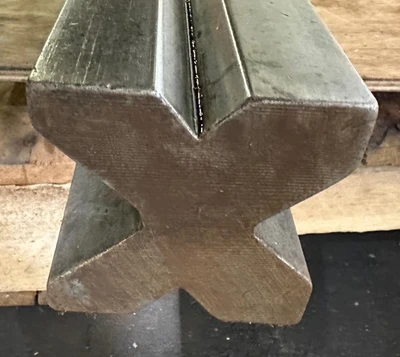 PRESS BRAKE 24" 4 - WAY BOTTOM DIE