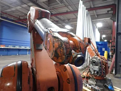 USED ABB IRB24001527