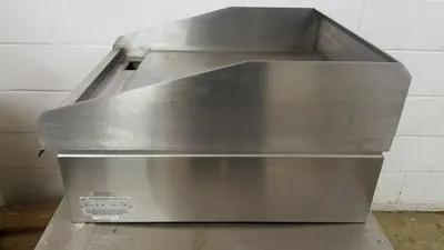 152-0354 Lang 124T 24'' Countertop Griddle