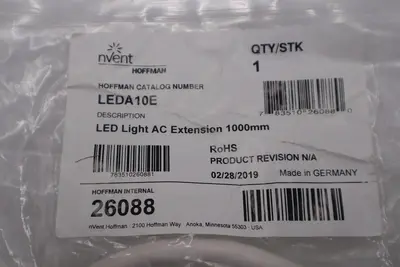 NEW NVENT LEDA10E / LEDA10E LED LIGHT AC EXTENSION 1000MM STOCK G804A