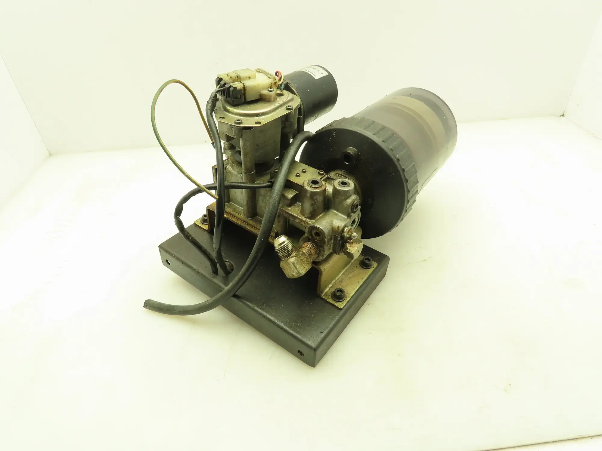 Daikin LD05CP-22 Lubmax Lubricator Motorized Grease Pump