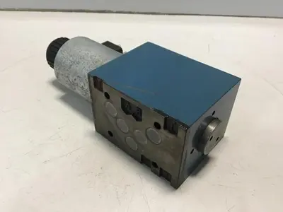 USED BOSCH 0 810 001 825