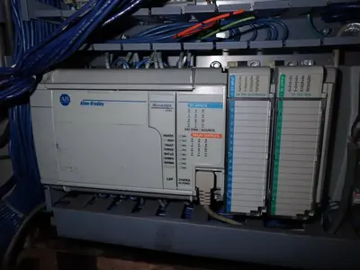 USED 2000 YASKAWA ELECTRIC CORPORATION YASNACXRCUP20