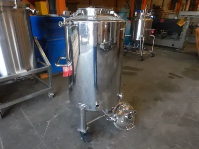USED STOUT 100 GALLON