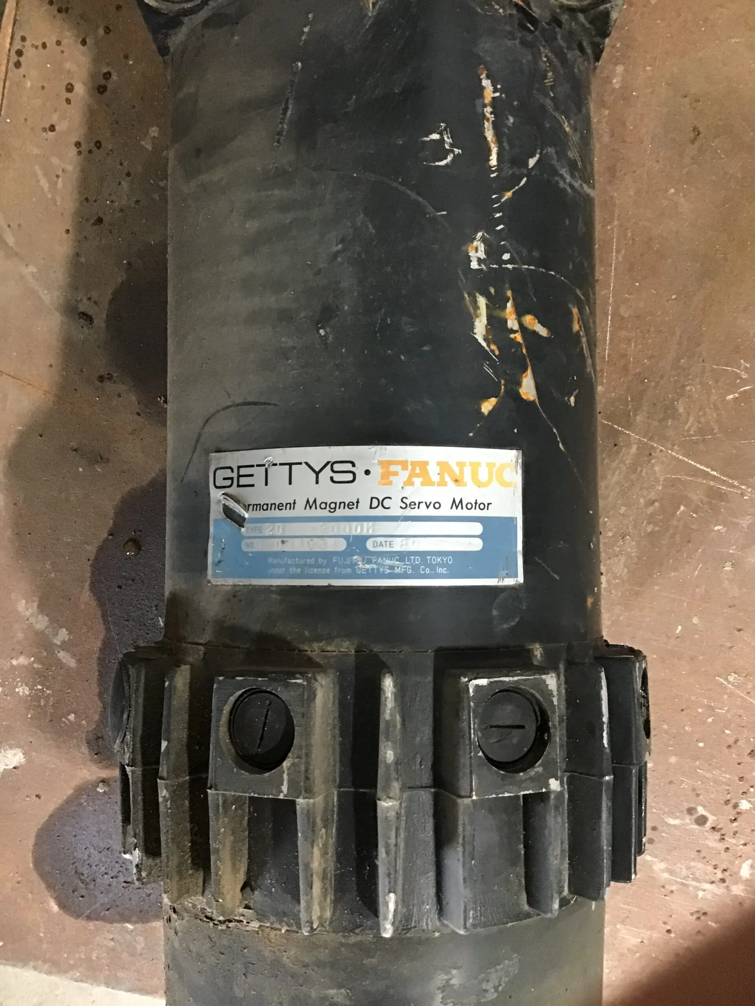 Schneider Electric SH31003P12F2000 Motor M106