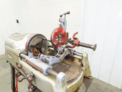 Ridgid 535 Pipe Bolt Threader Machine 120VAC Die Head Cutter Reamer 33" Stand