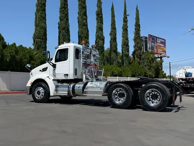 Used 2015 PETERBILT 579 Tractors & Trailers California US | Lillo Machinery #1542383