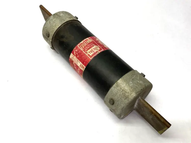 Used BUSSMANN FUSETRON DUAL ELEMENT FUSE CLASS RK5 600V 300A Fuses | Maverick Industrial Sales #1105154