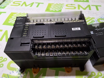 OMRON CP1L-M40DT-D CONTROLLER WITH CP1W-8ER EXPANSION UNIT