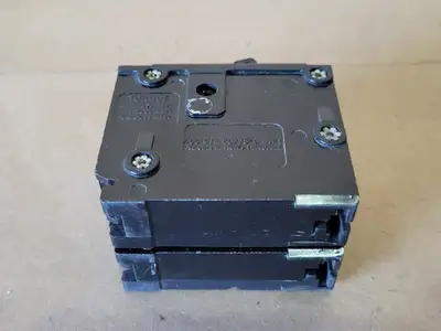 Used CUTLER-HAMMER BR215 Switchgears British Columbia CA | Lenmark #294494