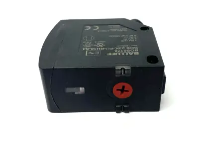 USED BALLUFF CUBIC DIFFUSE SENSOR, DIFF. TYPES OF LIGHT FOR WASHDOWN