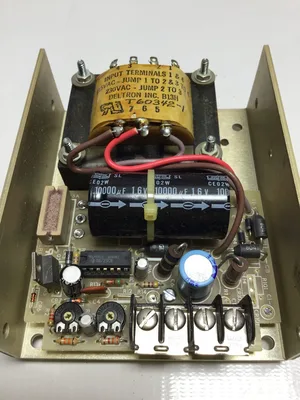 Deltron Model No Q5-3 Power Supply 115/230VAC Input Terminals 1 & 4