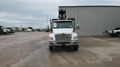 Used 2027 PETERBILT 548 Rolloff Trucks Texas US | Roll Off Truck World #1491958