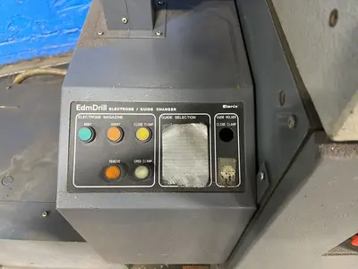 USED 1996 ELENIX CT300