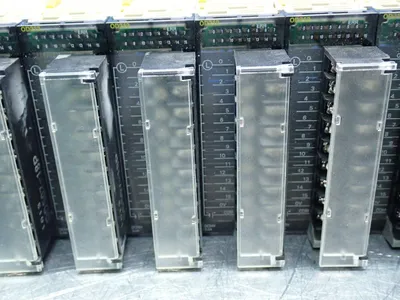 USED OMRON CJ1WOD212