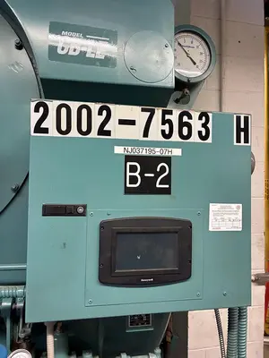 USED 2002 CLEAVER BROOKS CBI200-350-015