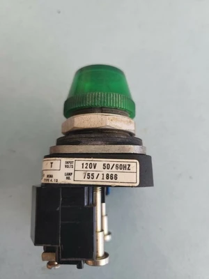 USED Allen Bradley 800T-P16