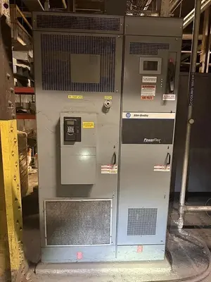 215 HP ATLAS COPCO GA160W AIR COMPRESSOR WITH ALLEN BRADLEY VFD
