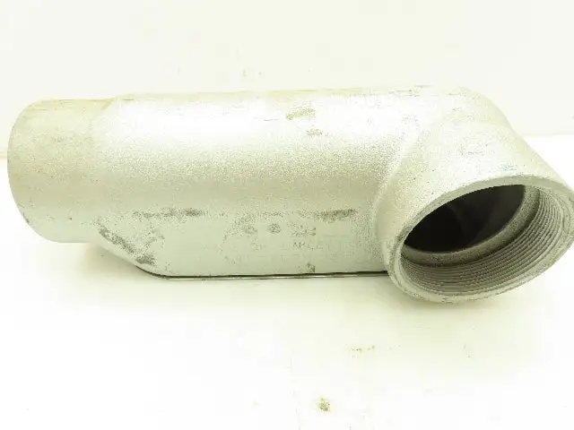 Appleton Electric LR400-M Conduit Outlet Body Iron LR 4" In Rigid Cover Gasket