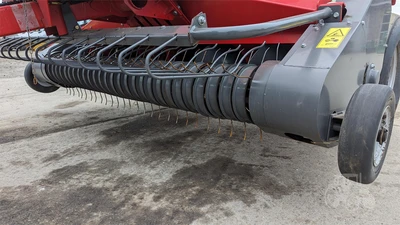 USED 2016 MASSEY FERGUSON 1840