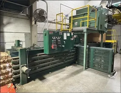 USED SELCO BALER: HSO-107AR / SHREDDER: 3CAV-2558BA