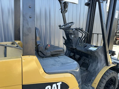 Used CAT P6000 Liquid Propane Forklifts Michigan US | KD Equipment Sales #1561779