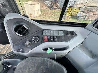 USED 2023 DEVELON DD100