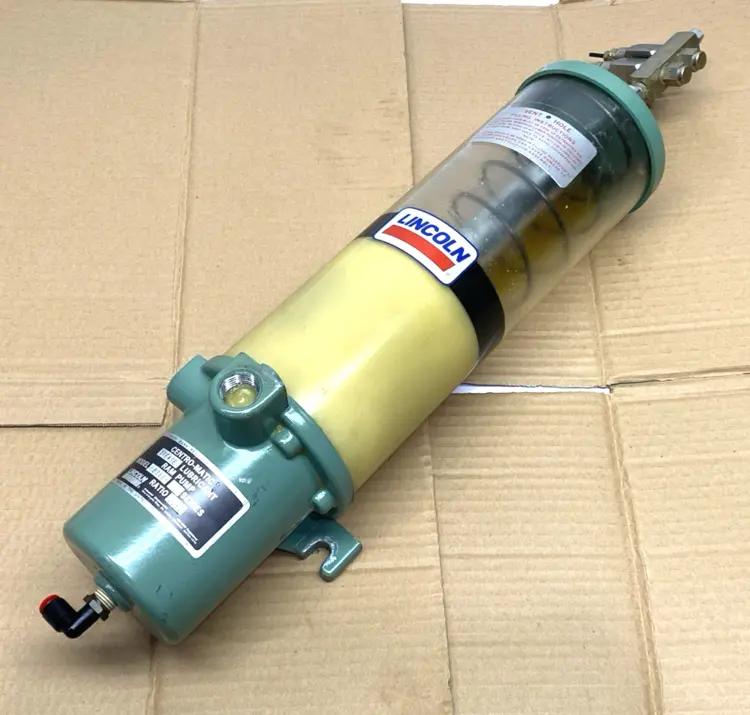 Used LINCOLN SERIES E CENTRO-MATIC GREASE LUBRICANT RAM PUMP, 20-1 RATIO Lubrication Equipment Michigan US | Maverick Industrial Sales #1088838