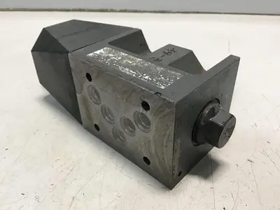 USED VICKERS DG4V-5-2A-M-U7L-H-7-40