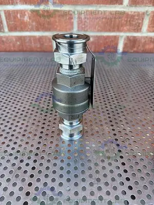 USED DFT VALVES 1 SCV CHECK VALVE 510 PSI W/ 1" SANITARY FITTING