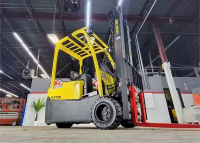 USED 2018 HYSTER J40XNT