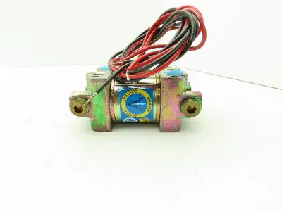 Honeywell Skinner V935DEP2100 Solenoid Valve 4-Way NO 24VDC 100 PSI 1/4" NPT