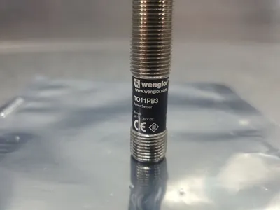 Wenglor TO11PB3 Reflex Proximity Sensor 10-30 VDC. 5-E2