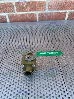 USED A&N CORPORATION C1100-QF25 BRASS BALL VALVE 1X10-8 TORR W/ 1 1/2" SANITARY FITTING