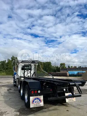 Used 2019 MACK GR-64F TRI-AXLE ROLL-OFF Rolloff Trucks Pennsylvania US | US Recycling Equipment #1515670