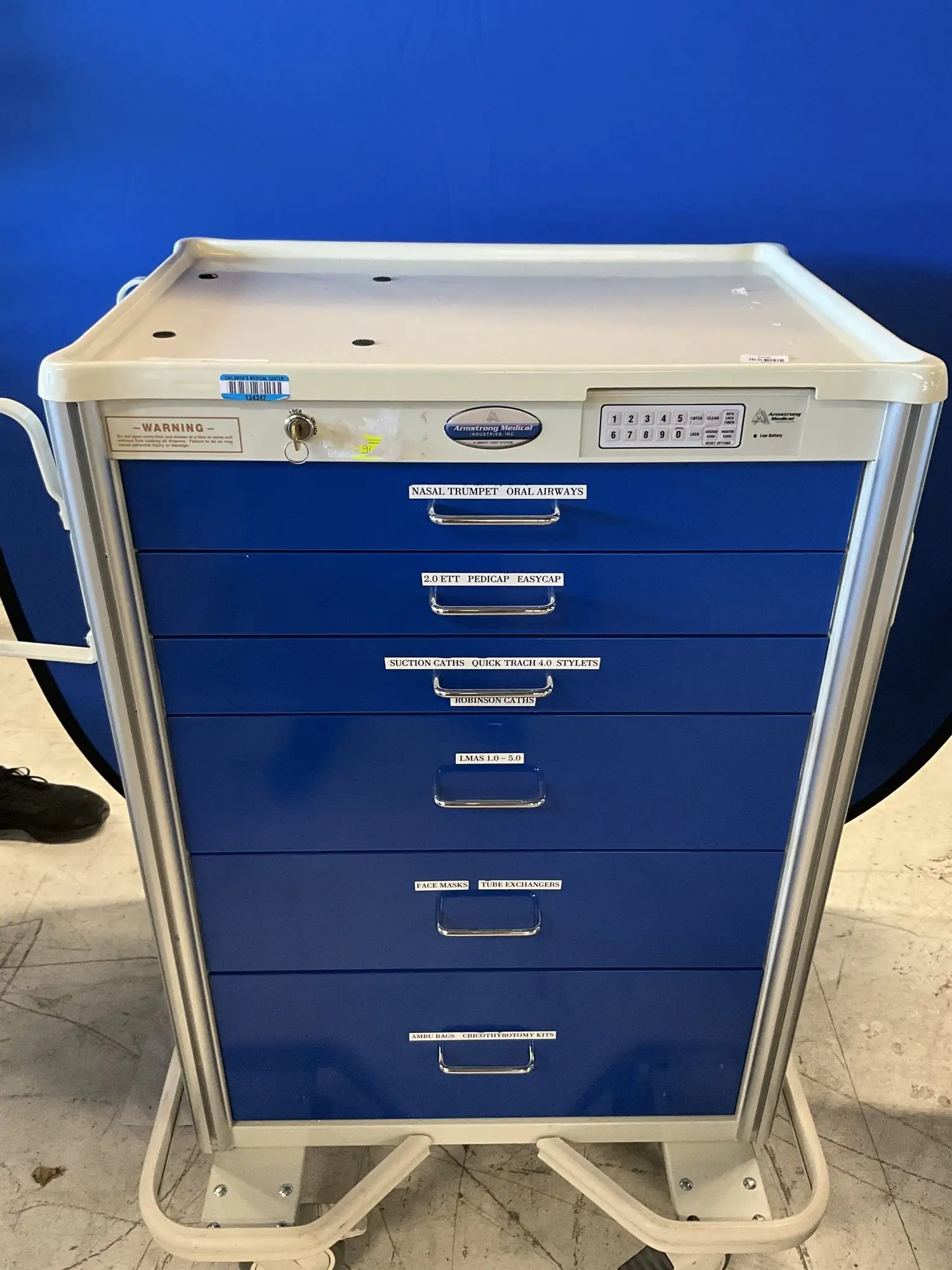 Used Armstrong Medical Industries Emergency / Procedure Cart Furniture (Medical) Texas US | PT Medical Technologies #1458666