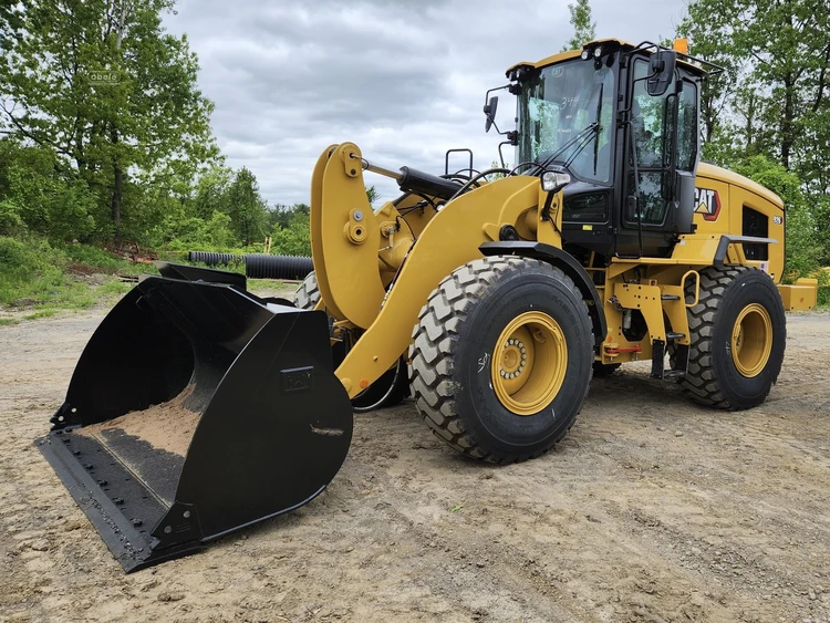 Used 2024 CATERPILLAR 926 Wheel Loaders New York US | Abele Tractor #1341446