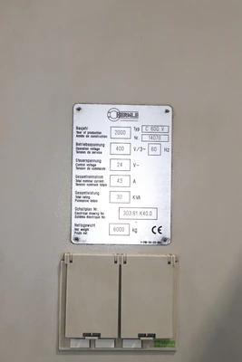 USED 2000 HERMLE C 600 V