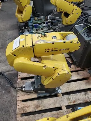USED 2009 FANUC LR MATE 200IC
