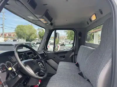 Used 2020 FREIGHTLINER M2 Carhaulers California US | Commerce Truck Equipment Sales #1547757