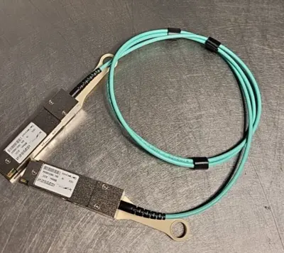Active Optical Cable QSFP28 100Gbps, 1M Arista Compat/AOCQP28100-001-AR (BIN461)