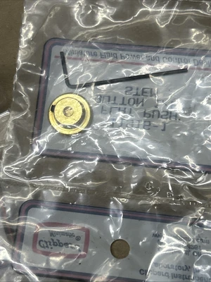 (4) Clippard 11916-2 (3/16”) & (3) 11916-1 (1/8”)flat push buttons Brass