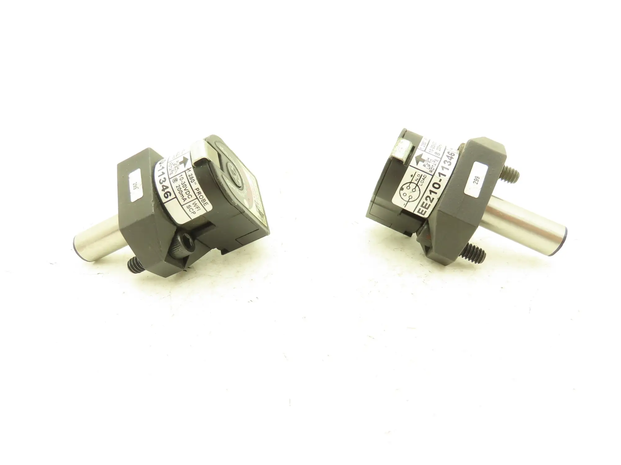 Namco EE21011346 Namco Cylindicator Hydraulic Cylinder Proximity Switch Lot of 2
