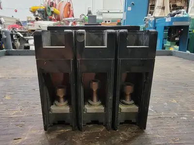 Used MITSUBISHI NF-SJ3150 Switchgears British Columbia CA | Lenmark #243417
