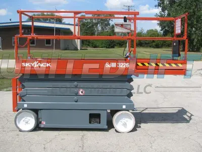 Used 2011 Skyjack SJP3226 Scissor Lifters New York US | United Lift #1446596