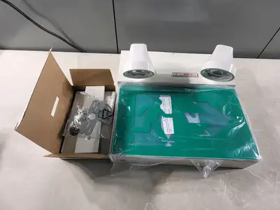 NEW THOMAS & BETTS LSC72W2LD1