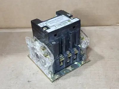 USED SQUARE D 8536SCO3H308S