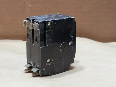 USED SQUARE D QO260