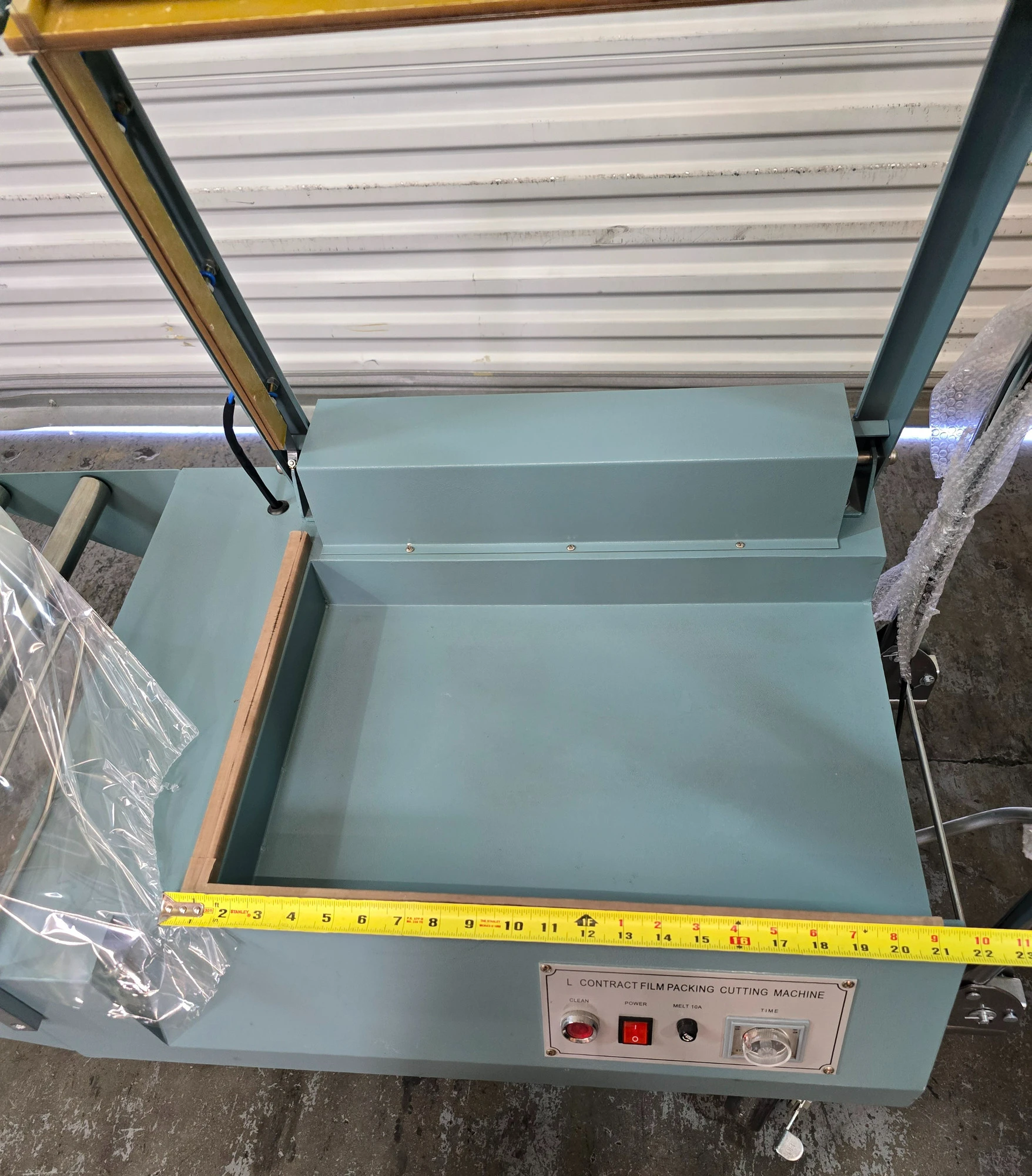 Manual L-Bar Sealing & Cutting Machine for Shrink Film Packaging Rental
